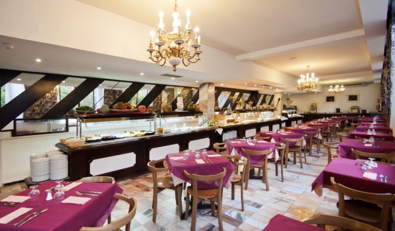 Hotel Globales Panamá 4*