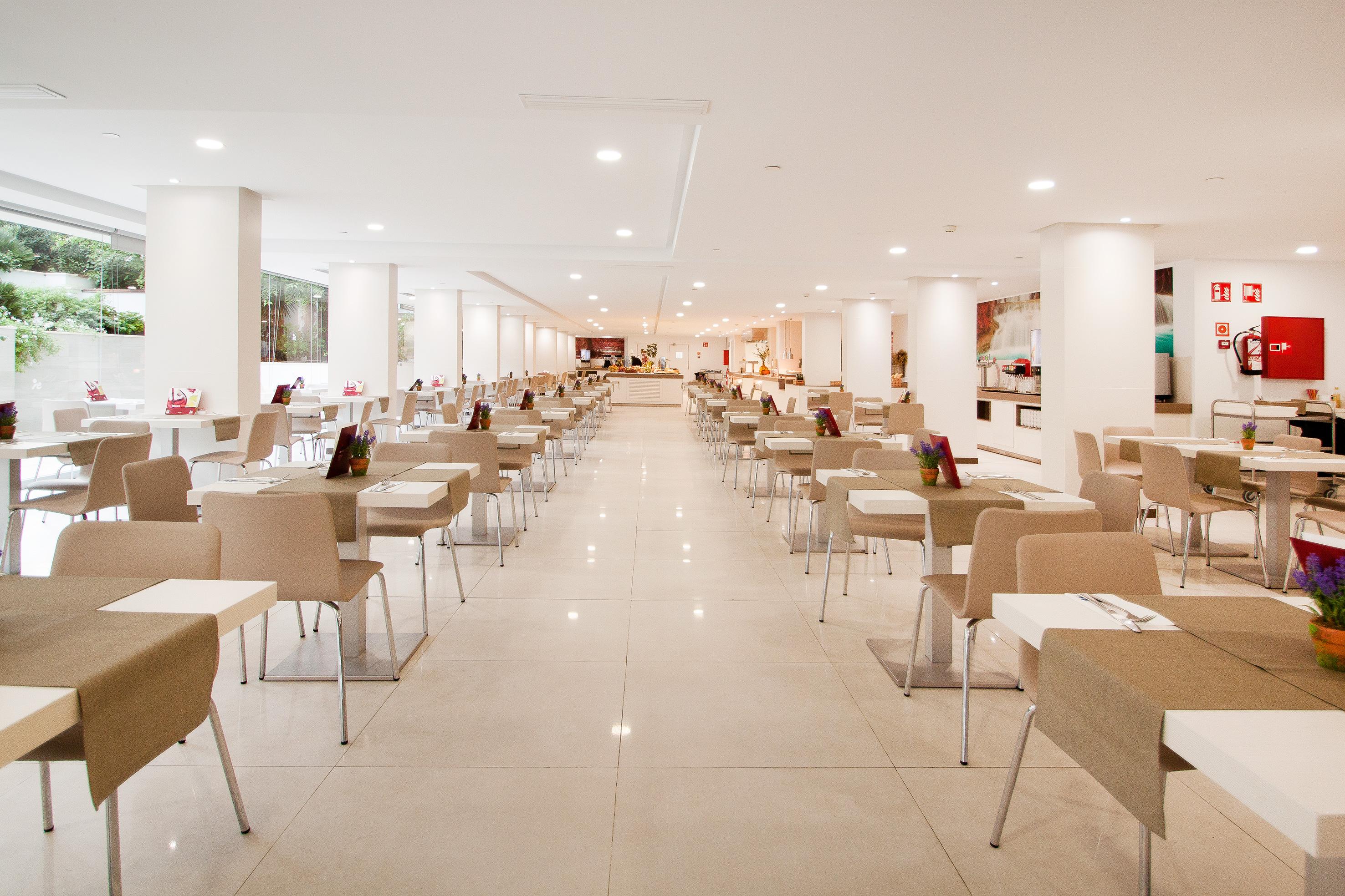 Globales Panamá Hotel 4*