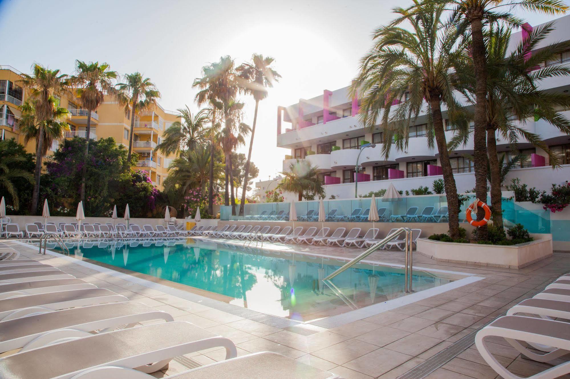 Globales Panamá Hotel 4*